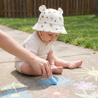 chapeau anti uv bebe tigre trottoir dessins