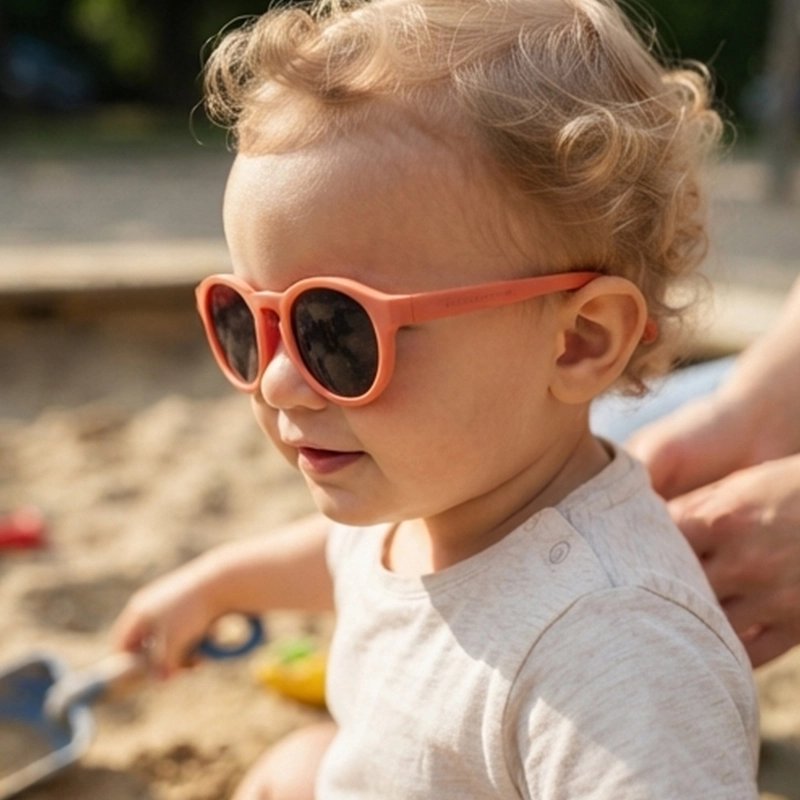 Lunette soleil pour bebe​ orange garçon bac sable