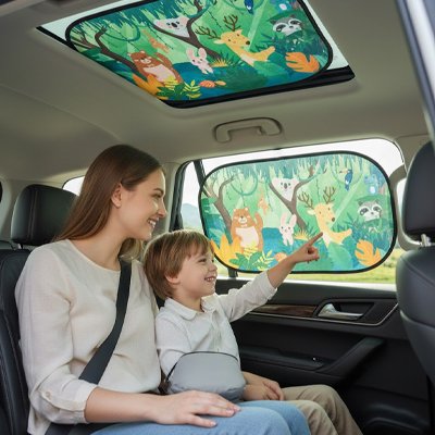 par soleil voiture maman et garçon